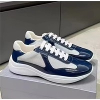 Sepatu olahraga pria dengan sol karet lembut untuk penyerapan guncangan dan sirkulasi udara, sepatu lari modis untuk pria dan wanita.