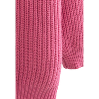 Vente en gros de robe d'école tricotée personnalisée à col rond et à épaules dénudées avec broderie en forme de cœur robe pull en coton acrylique pour femmes