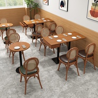 Tables et chaises de restaurant occidental, banquettes de café et de pâtisserie, style nordique, bois massif, imperméable, durable, pour restaurant commercial