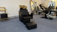 Fauteuil de lavage moderne en bois noir pour salon, durable et étanche, avec bac en céramique, idéal pour salons de coiffure, salles de bain et hôtels