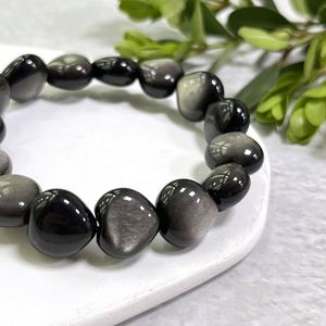 Bracelet en pierre naturelle avec perles de verre colorées, motif « Voyage en sécurité », marque blanche pour grossistes, prêt à l'emploi pour le e-commerce - Product Image 1