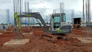 La cina ha realizzato l'escavatore cingolato idraulico <span class=keywords><strong>Zoomlion</strong></span> da 6 tonnellate ZE60E-1 in vendita - Product Image 3