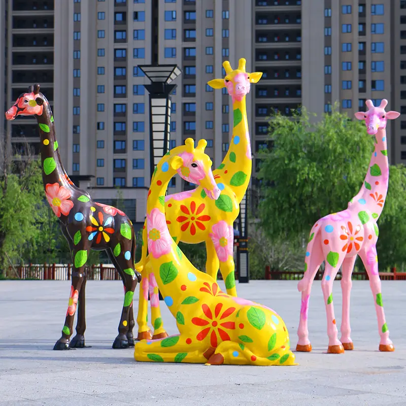 Aangepaste Levensgrote Giraffe Sculptuur Buiten Grote Dieren Sculptuur Voor Decoratief