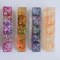 Dés carrés en plastique écologique brossé de 16 mm, trois-quatre couleurs, avec symboles d'addition et de soustraction, pour jeux de société, magie transfrontalière