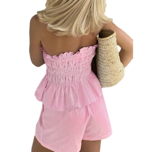 Ensemble deux pièces décontracté et élégant pour femme : haut simple à bordure en bois et short rayé - Product Image 2