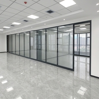 Cloison en aluminium de 84 mm, double vitrage avec stores intégrés pour salle de sport, bureau, banque et laboratoire, bibliothèque