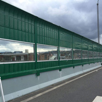 Barrière acoustique moderne pour pont autoportant et voie ferrée, entièrement fermée, anti-corrosion, NRC 0.75, en tôle galvanisée, pour extérieur