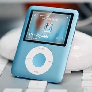 เครื่องเล่น MP3 แบบพกพา ตัวเครื่องโลหะ ไม่มีหน้าจอ เหมาะสำหรับนักเรียน ออกกำลังกาย ฟังเพลง พร้อมปุ่มควบคุมใช้งานง่าย - Product Image 2