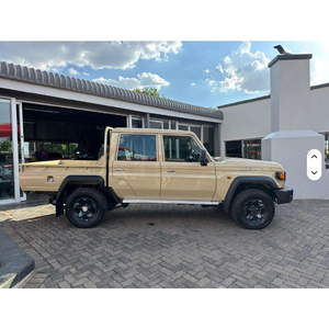 Toyota Land Cruiser 79 USADA CON TÍTULO LIMPIO, CAMIONETA DE <span class=keywords><strong>DOBLE</strong></span> <span class=keywords><strong>CABINA</strong></span> - Product Image 4