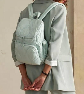 <span class=keywords><strong>Petit</strong></span> <span class=keywords><strong>sac</strong></span> à dos pour l'école portable pour garçons et filles avec logo personnalisé en gros <span class=keywords><strong>sac</strong></span> à dos de voyage et de sport pour femmes - Product Image 2