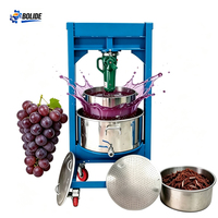 Handmatige honingpersmachine, fruitsapcentrifuge met 304 roestvrijstalen mand en universele wielen voor het persen van druiven en fruit.