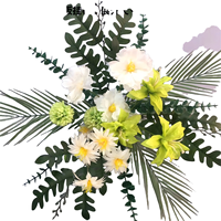 Une variété de combinaisons de couleurs de fleurs artificielles, personnalisation artisanale haut de gamme, fleurs pour paysages de mariage