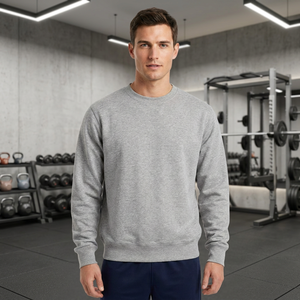 เสื้อสเวตเชิ้ตคอกลมผู้ชาย AERO สีเทา ผ้าฝ้าย แขนยาว ทรงปกติ ผ้าถักเนื้อแน่น น้ำหนักผ้า 320 กรัม ลายนูนด้านหน้า/ด้านหลัง/แขนเสื้อ - Product Image 4