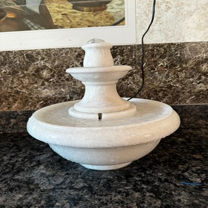 Fontaine de chambre en marbre blanc de belle conception Produit en pierre de haute qualité pour villa de style hôtel et jardin intérieur et extérieur Bon prix - Product Image 1