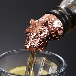 Bouchon verseur <span class=keywords><strong>de</strong></span> bouteille <span class=keywords><strong>de</strong></span> vin en métal, tête d'animal (léopard, lion, <span class=keywords><strong>cerf</strong></span>), pour champagne et whisky, fabrication sur mesure - Product Image 1