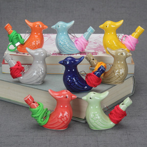 Sifflet d'oiseau en céramique multicolore très prisé pour les sites touristiques - Product Image 1