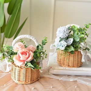 Cestas de niña de flores de boda tejidas a mano con asa y cinta cesta gfit de mimbre de ratán para decoración de jardín y hogar - Product Image 2