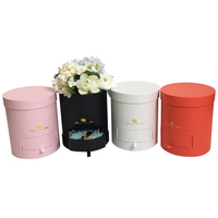 Boîte à fleurs en carton de luxe Emballage de rose en velours-Matériaux recyclés écologiques Laminage mat Impression de gaufrage Boîtes rigides