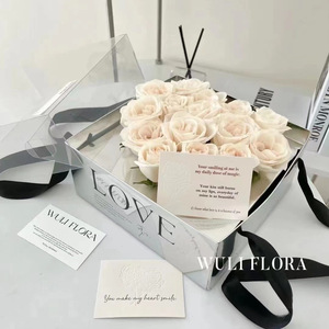 Caja de Regalo de Flores de Cartón Minimalista Portátil, Caja de Embalaje para Regalo del Día de San Valentín Qixi, Caja de Rosas con Ventana Transparente de PVC y Espejo - Product Image 3