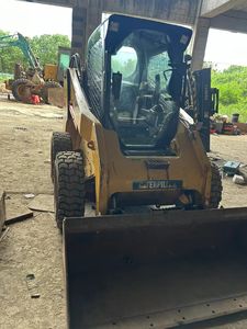 Chargeuse compacte sur pneus Cat 246C d'occasion de qualité supérieure, moteur diesel MOOG, modèle 2023, robuste, facile à utiliser, prix usine - Product Image 5