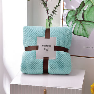 Günstiger Preis Hohe Qualität Einlagige Karierte Farbige Dicke Muster Individuell Bedruckte Fleece-Wurfdecke - Product Image 4