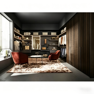 Système d'armoires Shaker blancs avec panneaux encastrés, poignées horizontales en laiton, section ouverte pour suspension, unités de tiroirs et armoire à portes vitrées - Product Image 5