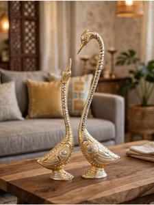 Figurines élégantes de couple de cygnes, design romantique plaqué or/argent 3D, ornement animal artistique, artisanat en métal aluminium - Product Image 2