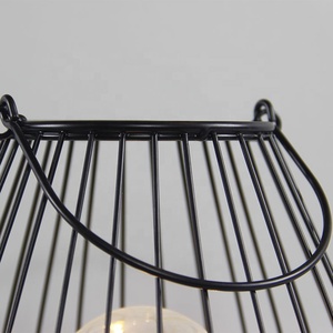 Trang Trại Vòng Lồng Đen Sắt Pin Powered Điện Kim Loại Đèn Lồng Với LED Dây Bóng Đèn - Product Image 4