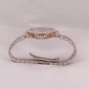 Montre Bling de luxe à la mode Lab Diamond VVS Moissanite Montres fantaisie faites à la main pour hommes Montre Stock à portée de main - Product Image 2