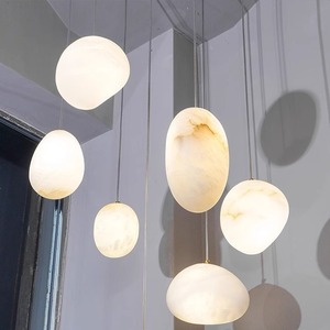 Lustre en albâtre haut de gamme, design espagnol, idéal pour duplex, escalier, salon, restaurant, <span class=keywords><strong>magasin</strong></span> de vêtements - Éclairage disponible (taille moyenne) - Product Image 1