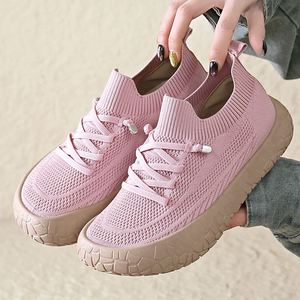 Chaussures de marche en mesh ultra-légères pour femmes |   Chaussures confortables faciles à enfiler |   Chaussures de sport respirantes en tissu pour les trajets quotidiens - Product Image 3