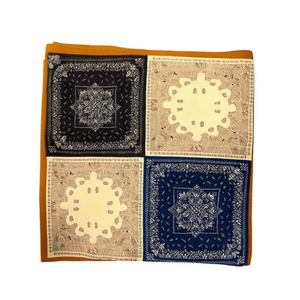 Foulard en coton imprimé floral 70x70 cm, style femme toutes saisons, motif fleur de cajou - Product Image 1