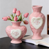 Vase en céramique en forme de cœur de style rétro français, décoration ornementale