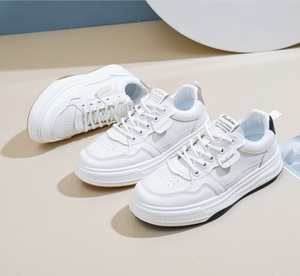 Chaussures décontractées en <span class=keywords><strong>cuir</strong></span> pour femmes, fabriquées en Chine, chaussures plates à lacets, baskets blanches tendance pour la course à pied et la marche sportive - Product Image 3