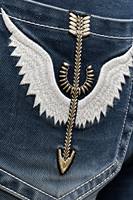Shorts de Mezclilla Azul Lavado Estilo Vintage para Mujer, Cintura Alta, Bolsillo Trasero, Bordado de Alas, Corte Ajustado Informal