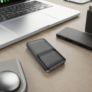 พาวเวอร์<span class=keywords><strong>แบ</strong></span>งค์ OEM กำลังไฟ 22.5W ความจุ 5000mAh พร้อมสายชาร์จในตัว ชาร์จเร็ว พกพาสะดวกสำหรับสมาร์ทโฟน เหมาะสำหรับการเดินทาง - Product Image 4