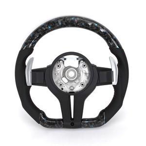 <span class=keywords><strong>Volant</strong></span> Sport <span class=keywords><strong>M</strong></span> à 4 Branches en Cuir Carbone Forgé avec Écran LED pour Série F - Product Image 2
