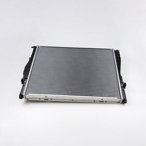 <span class=keywords><strong>Radiateur</strong></span> en aluminium Intercooler 17117562079 pour BMW E81 E82 E84 E87 E88 E89 E90 E91 E92 E93 <span class=keywords><strong>Radiateur</strong></span> à condensateur AC - Product Image 4