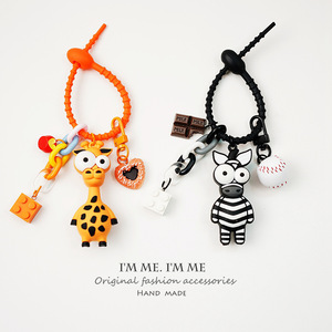 <span class=keywords><strong>Porte</strong></span>-clés Zèbre Girafe aux Yeux Saillants Mignon et Original, Anneau de <span class=keywords><strong>Clé</strong></span> en Résine Époxy Dessin Animé, Charmant Ornement de Sac et Breloque de <span class=keywords><strong>Clé</strong></span> de Voiture pour Filles - Product Image 3