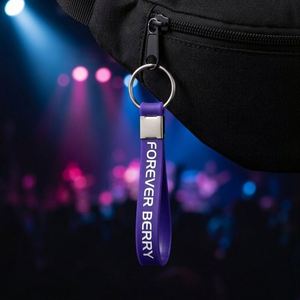 Llaveros Promocionales de Silicona, Llaveros de Goma Personalizados al por Mayor, Llavero de Muñeca con Logotipo Personalizado para Regalos de Eventos - Product Image 3