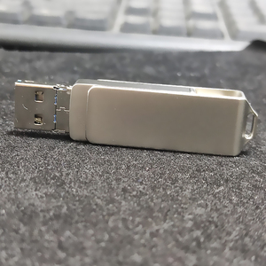 Clés USB de type C Clés USB 3 en 1 Bonne qualité pour l'éclairage et clé USB de type C - Product Image 4