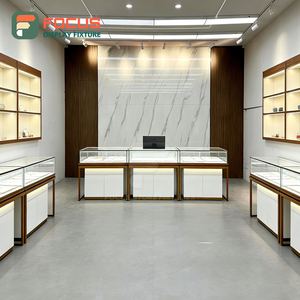 Vitrina Moderna de Lujo con Estructura de Metal y Madera para Exhibición de Joyería en Tiendas Minoristas - Product Image 1