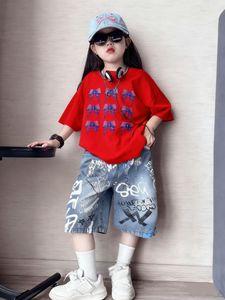 Set Abbigliamento Estivo 2026 per Ragazze Adolescenti: <span class=keywords><strong>Camicia</strong></span> Casual Rosa con Stampa Fiocchi Blu + Shorts in <span class=keywords><strong>Denim</strong></span> Tie-Dye, Completo 2 Pezzi - Product Image 2