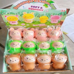 Popular Juguete Blandito de Conejito de 10cm, Material TPR, con Disfraz Intercambiable, Regalo Creativo para Aliviar el Estrés, para Niños de 6+ Años - Product Image 3