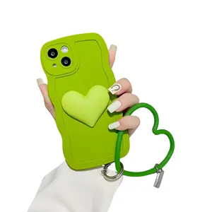 Custodie per telefoni anti-caduta in TPU in silicone morbido con cinturino a cuore di colore verde puro 3D all'ingrosso della fabbrica per iphone 13 pro max