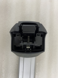 Barres transversales universelles <span class=keywords><strong>de</strong></span> barres <span class=keywords><strong>de</strong></span> <span class=keywords><strong>toit</strong></span> <span class=keywords><strong>de</strong></span> voiture d'alliage d'aluminium <span class=keywords><strong>de</strong></span> modèles personnalisés <span class=keywords><strong>de</strong></span> haute qualité pour la barre transversale <span class=keywords><strong>de</strong></span> support d'<span class=keywords><strong>AUDI</strong></span> <span class=keywords><strong>Q5</strong></span> - Product Image 4