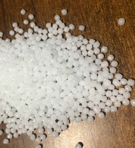 Granules de Vierge de HDPE pour les conteneurs rigides et l'emballage liquide - Product Image 1