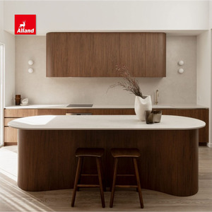 Gabinete de Cocina Estilo Español Minimalista Personalizado en Chapa de Roble Blanco y Nogal con Isla Curva, Estante y Puerta de Losa Plana, Servicio de Diseño - Product Image 3