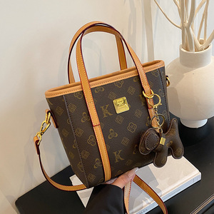 Bolso cuadrado de moda vintage exquisito para mujer, bolso de mano de cuero minimalista personalizado, impermeable, bandolera de un solo hombro - Product Image 2