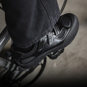 Chaussures de vélo urbaines pour hommes, style fonctionnel, semelle épaisse, dessus en mesh respirant, chaussures sportives décontractées - Product Image 3